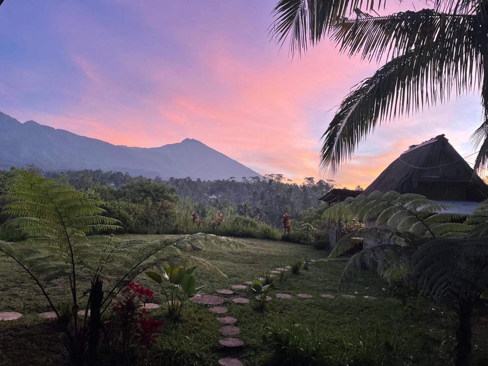 Girang Rinjani Bungalows Tetebatu Room photo