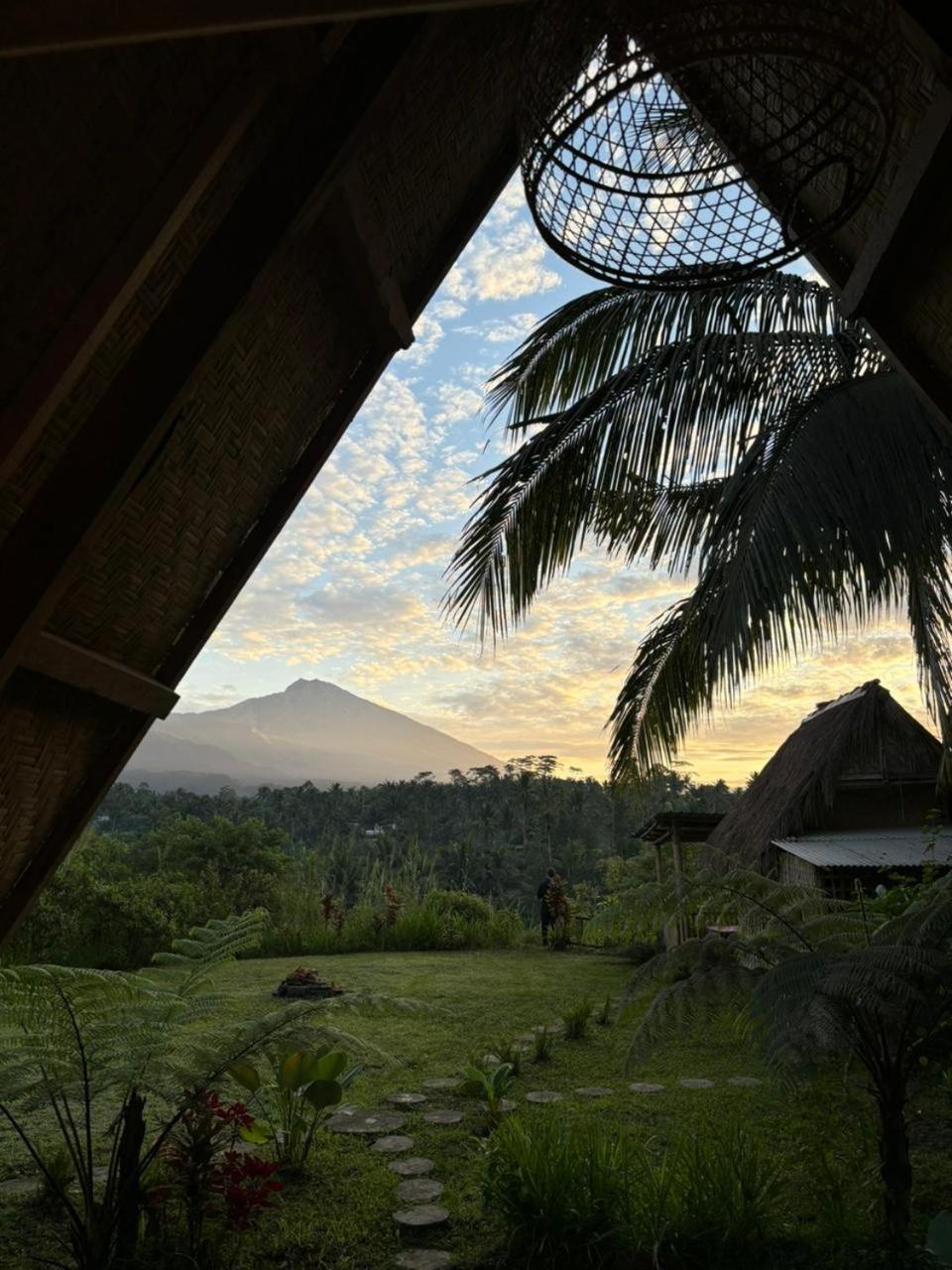 Girang Rinjani Bungalows Tetebatu Exterior photo