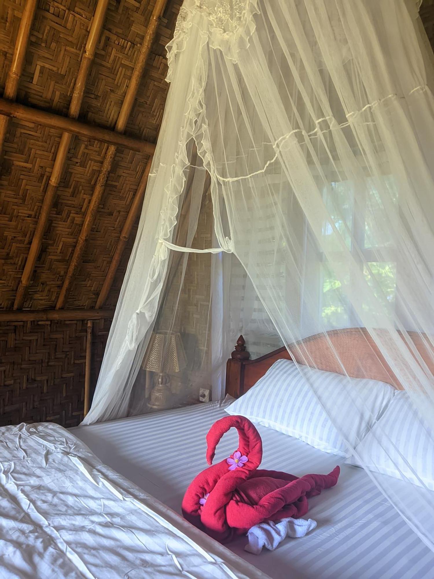 Girang Rinjani Bungalows Tetebatu Room photo