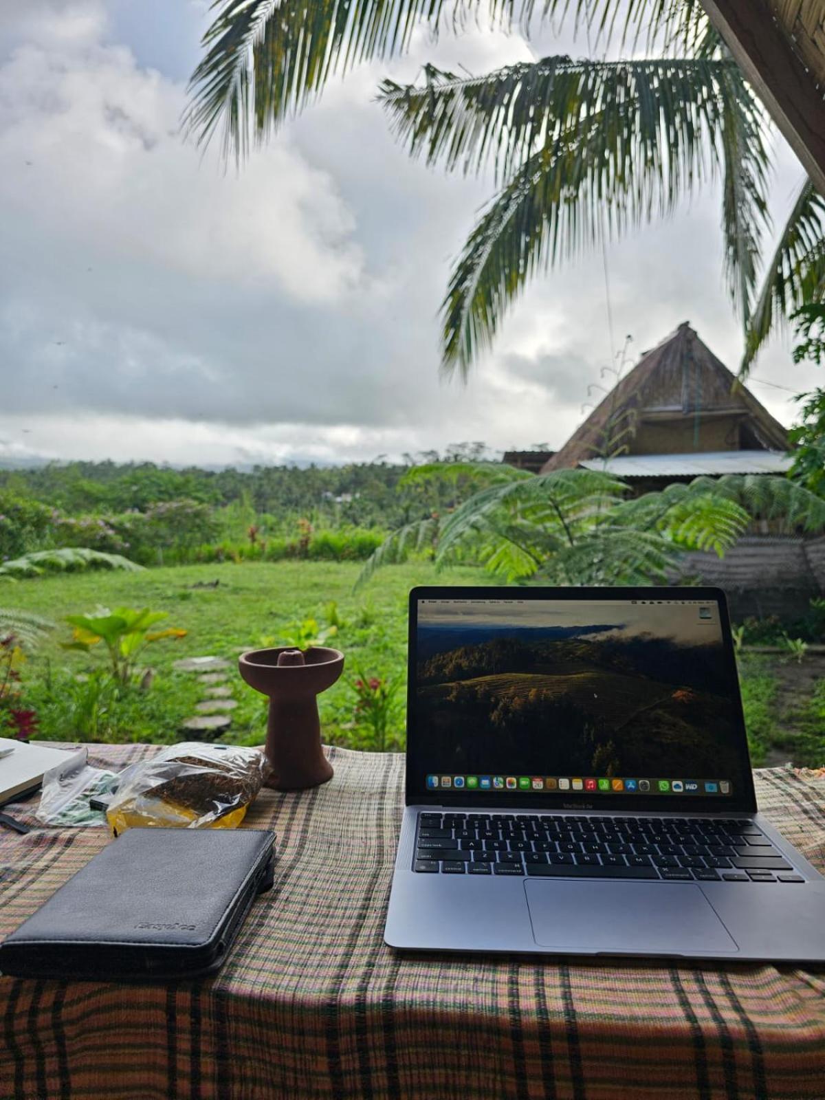 Girang Rinjani Bungalows Tetebatu Exterior photo